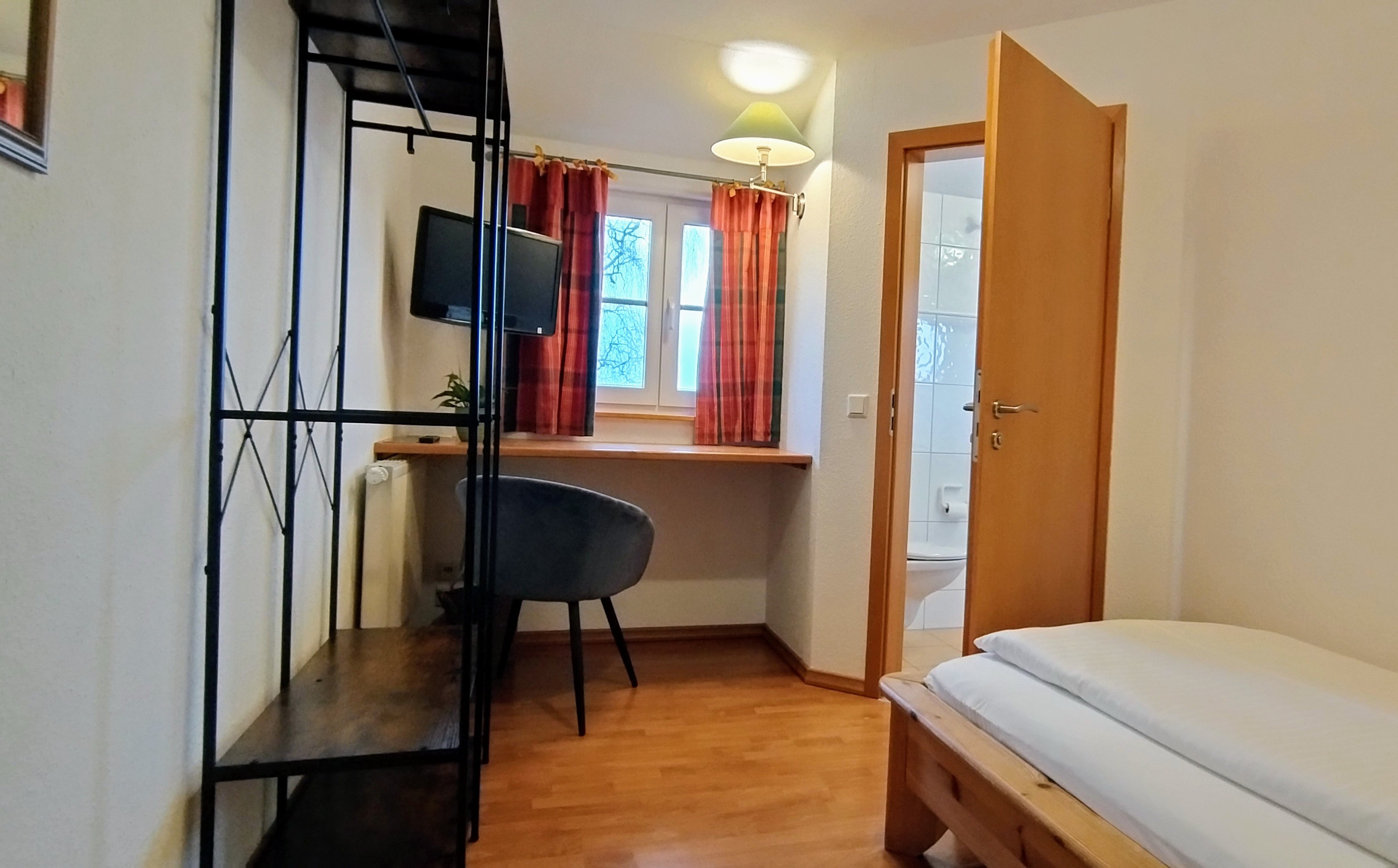 Einzelzimmer Standard